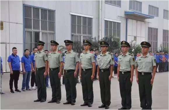 關心國防建設，信川重在行動！