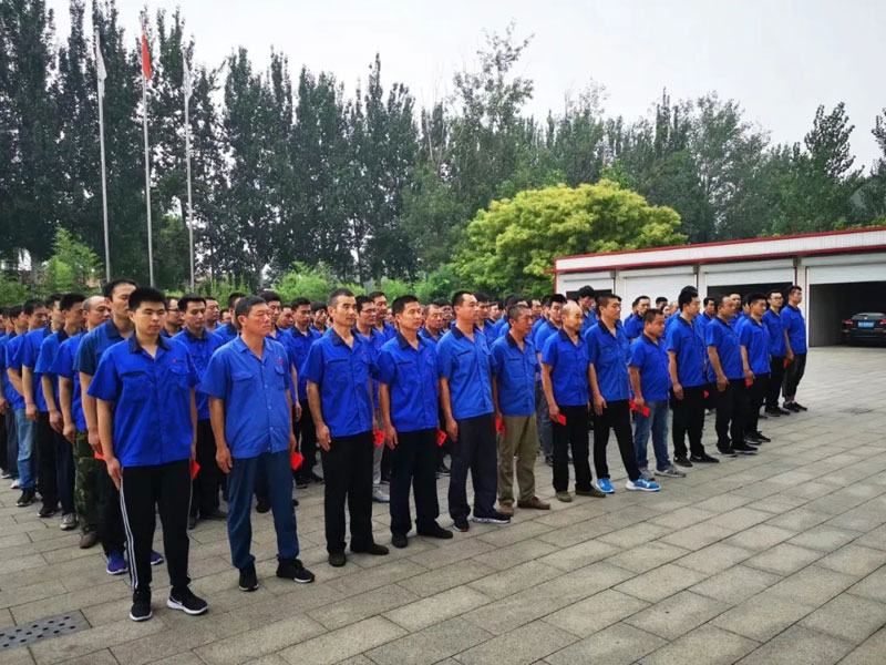 “風(fēng)霜雪雨十二年 ，茁壯信川斗志堅(jiān)”熱烈慶祝信川機(jī)械成立12周年！