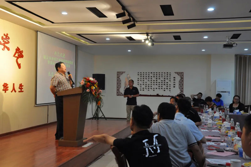 感恩有您，一路同行--熱烈歡迎保定包裝協會蒞臨信川參觀指導！