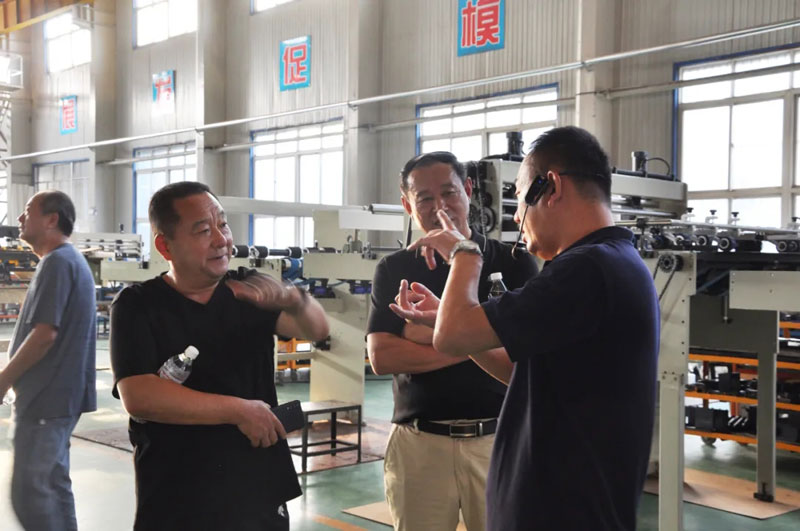 感恩有您，一路同行--熱烈歡迎保定包裝協會蒞臨信川參觀指導！