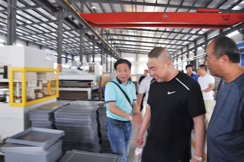 感恩有您，一路同行--熱烈歡迎保定包裝協會蒞臨信川參觀指導！